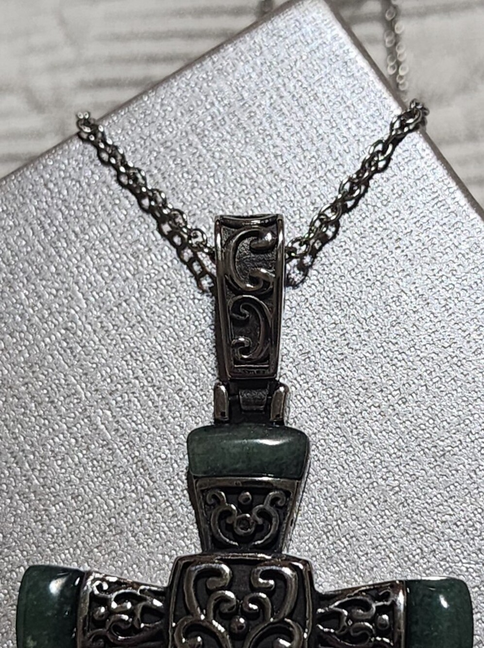Green Aventurine Inlay Filigree Cross Pendant w/ 24" Necklace NEW - Picture 4 of 6